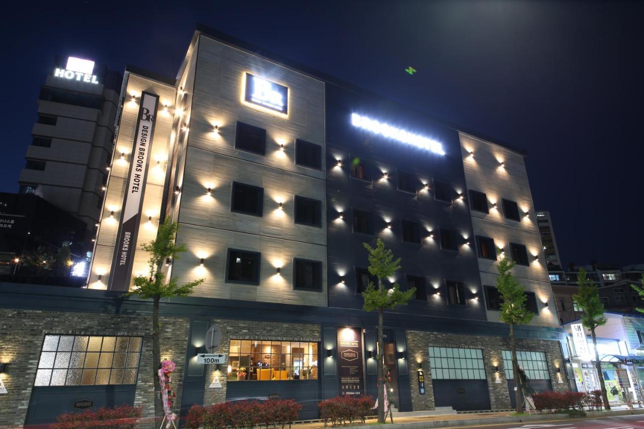 Brooks Hotel Tongyeong Exterior photo