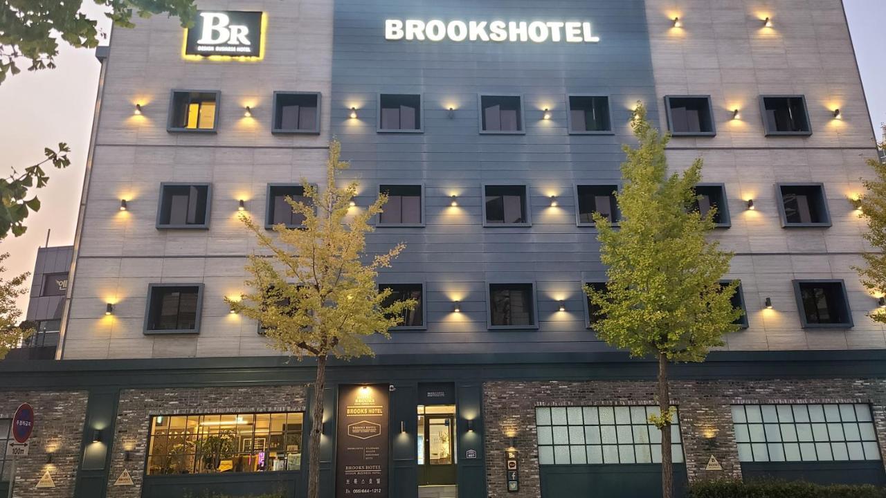 Brooks Hotel Tongyeong Exterior photo