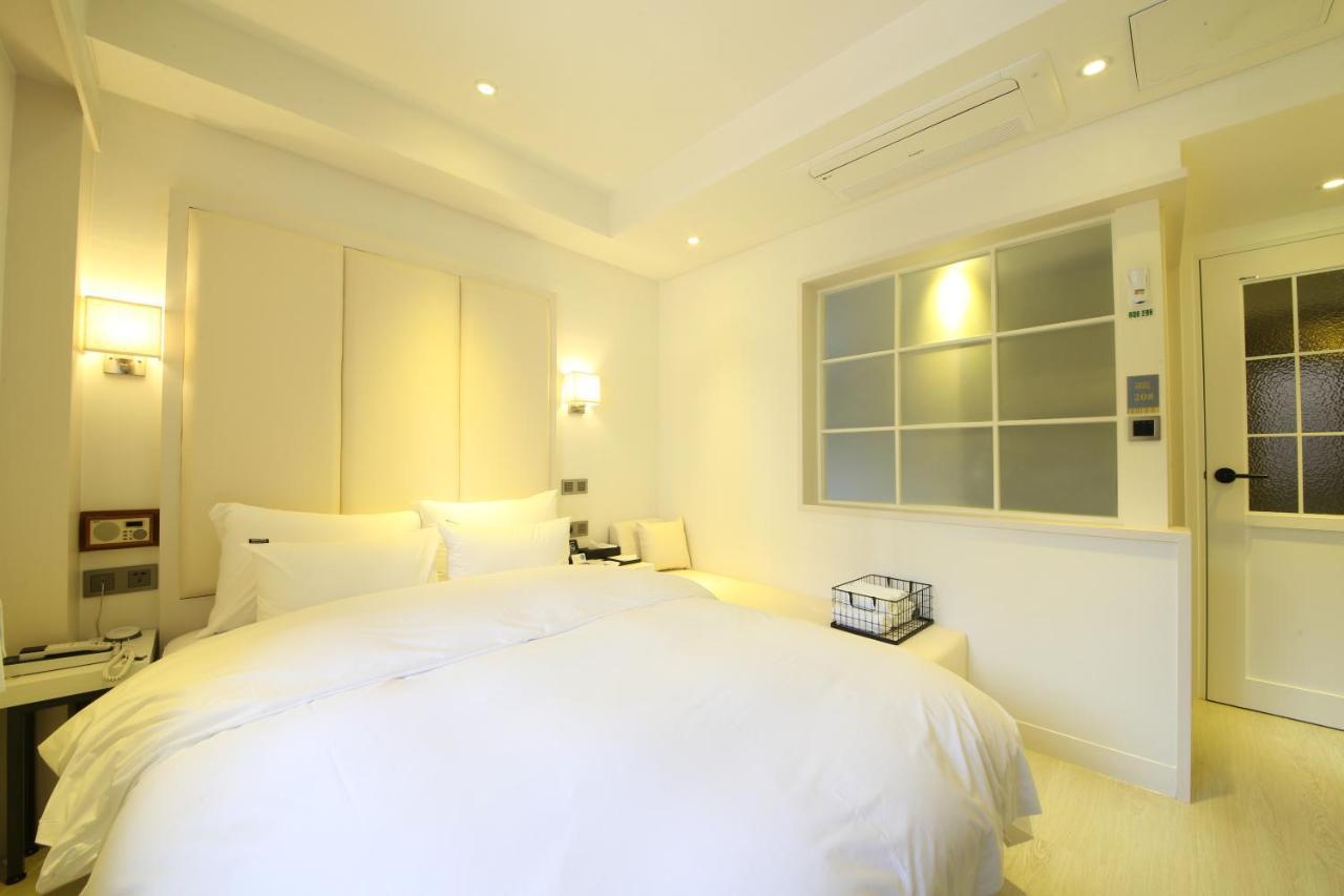 Brooks Hotel Tongyeong Exterior photo