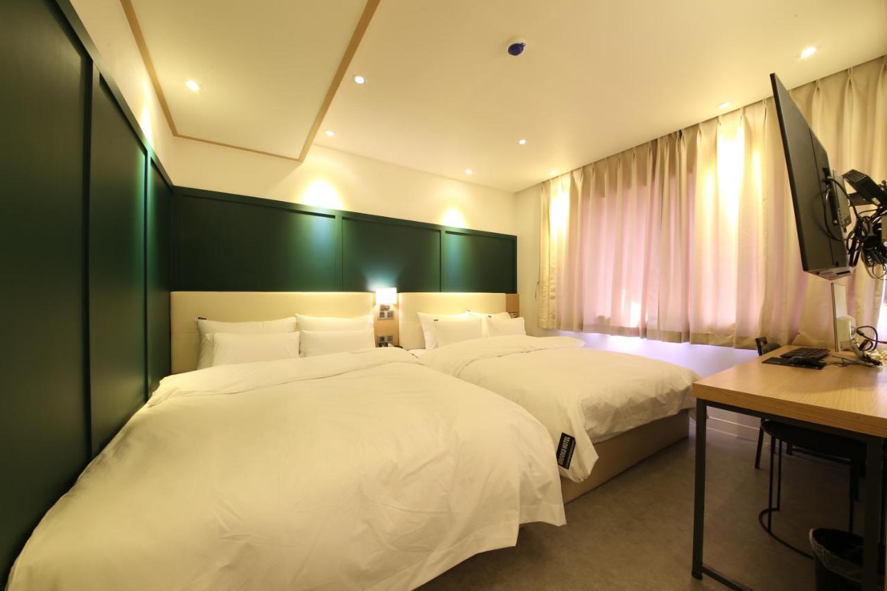 Brooks Hotel Tongyeong Exterior photo